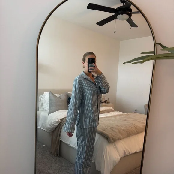 Lake Pajamas Blue Striped Women's Pajama Set - Picture 9 of 9